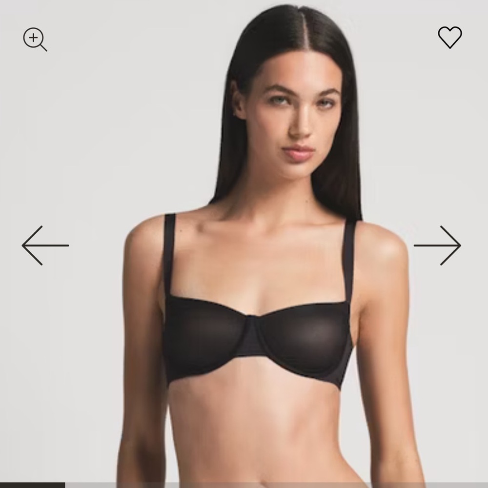 NWT - SKIMS Nude Bra molded unlined balconette